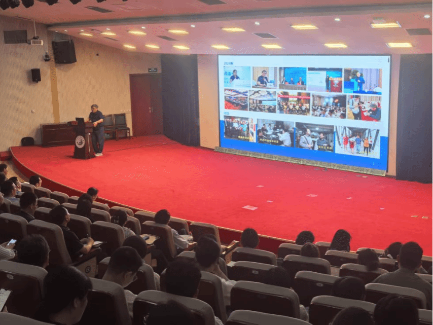 河南中医药大学举行中医药临床成果转化专题报告会及座谈会