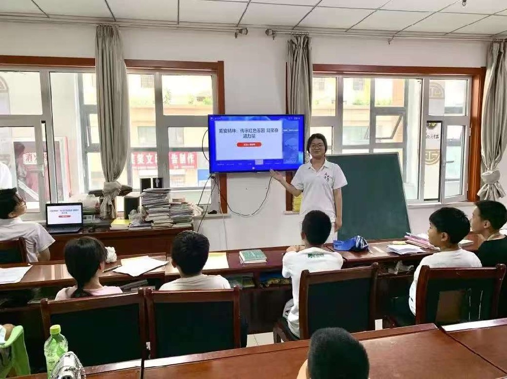 青春筑梦实践路，延安学子绽芳华