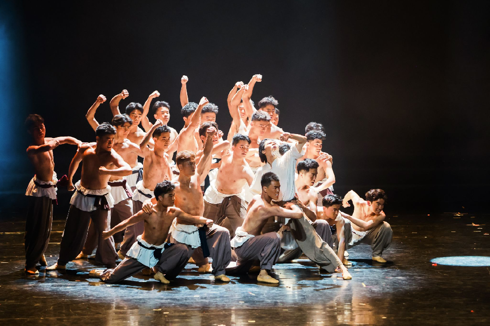 郑州师范学院残疾人艺术团原创舞蹈荣获全国残疾人艺术汇演特等奖