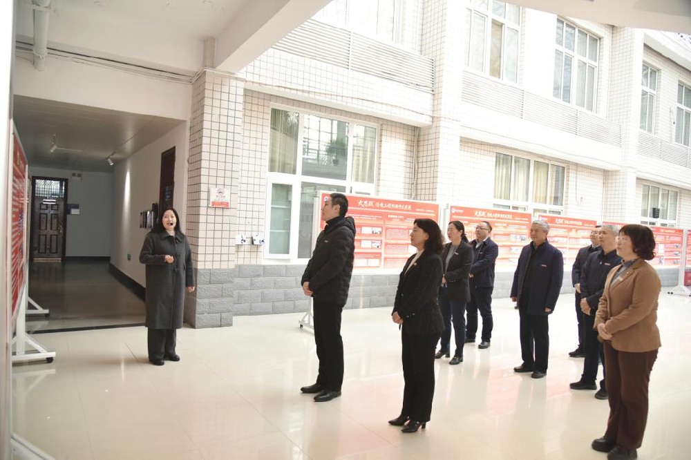 河南职业技术学院校领导参观学校“大思政”铸魂工程阶段性成果展