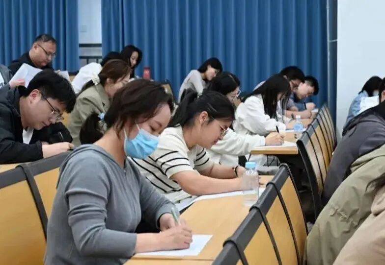 濮阳医专2026年第二届辅导员素质能力大赛圆满落幕